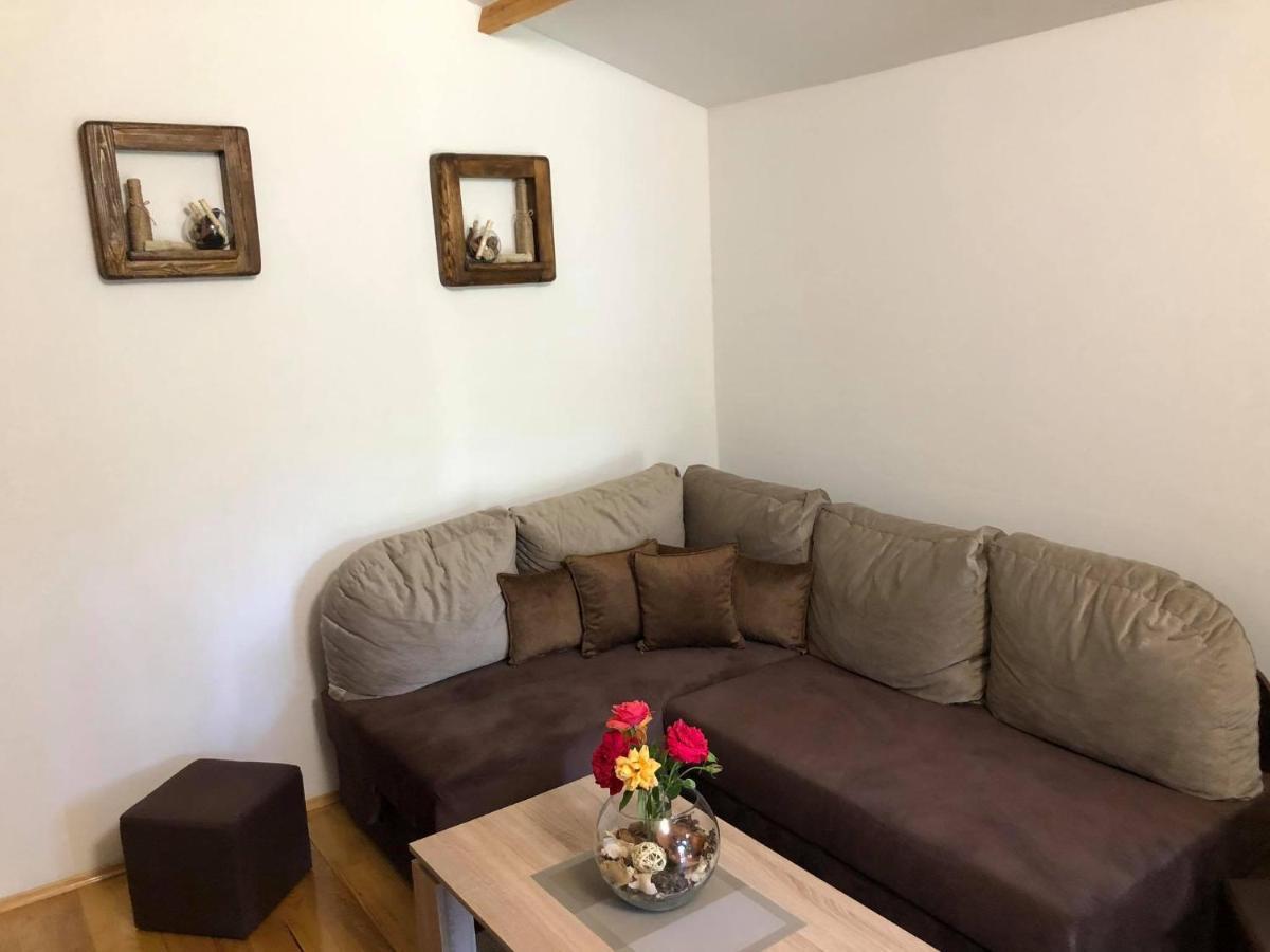 Studio Apartman Firdaus-Bihac, Dobrenica Bb Bihać Exterior foto