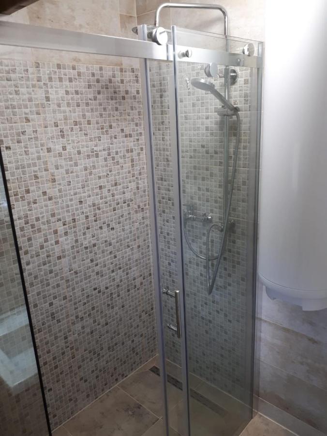 Studio Apartman Firdaus-Bihac, Dobrenica Bb Bihać Exterior foto