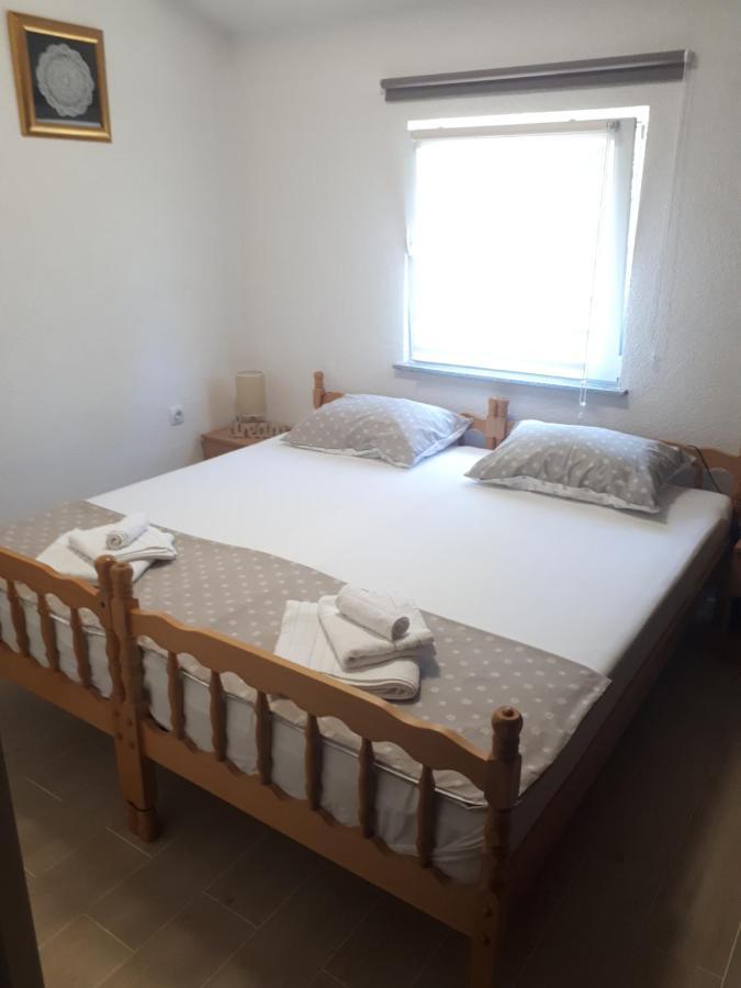 Studio Apartman Firdaus-Bihac, Dobrenica Bb Bihać Exterior foto